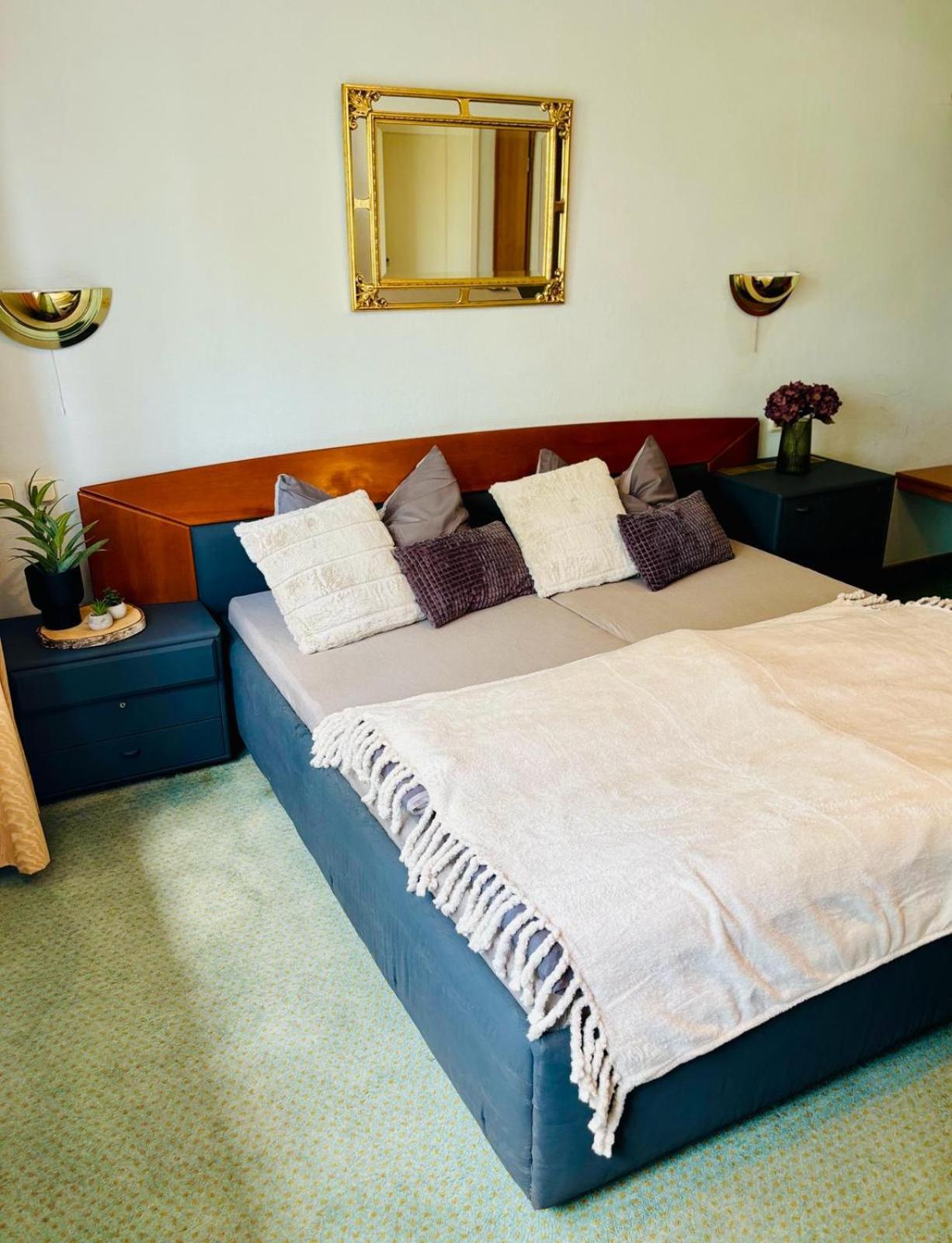טאלה Themenhotel Rehlein מראה חיצוני תמונה